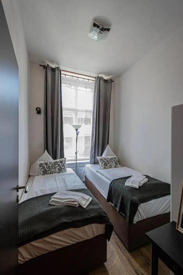 Cozy Homestay At Prague Main Station Экстерьер фото