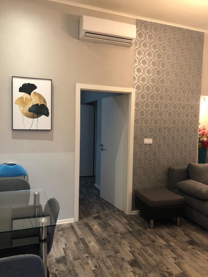 Cozy Homestay At Prague Main Station Экстерьер фото