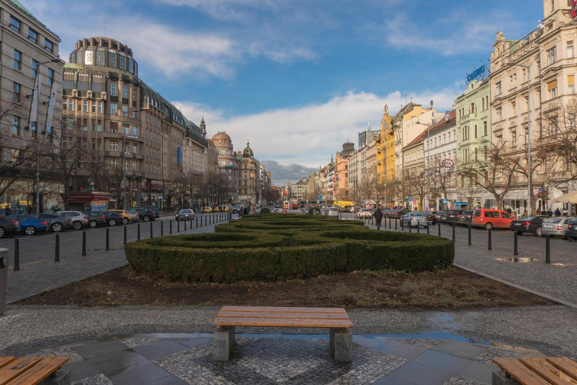 Cozy Homestay At Prague Main Station Экстерьер фото