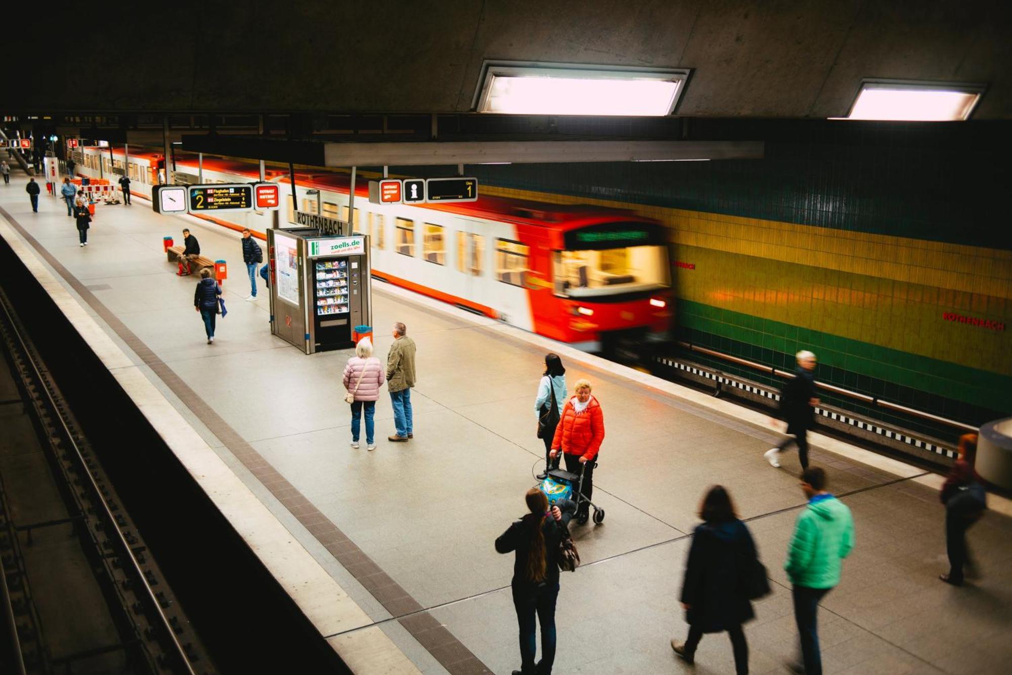 Cozy Homestay At Prague Main Station Экстерьер фото